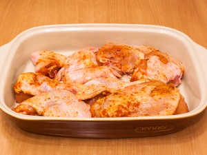 Курица пьяная в духовке на банке с пивом с картошкой: пошаговый рецепт приготовления с фото