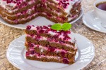 Салат со свеклой, сухариками и творожным сыром картинки Салат со свеклой, сухариками и творожным сыром картинки