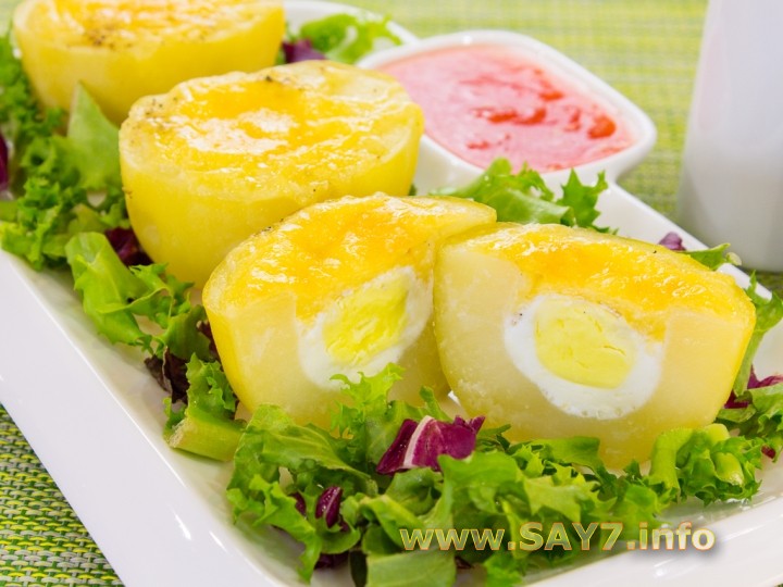 Рецепт Картофель, запеченный с перепелиными яйцами