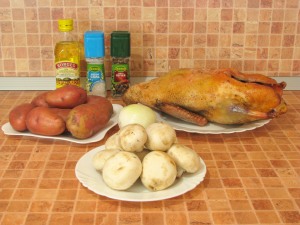 Утка, фаршированная грибами и картофелем. Ингредиенты