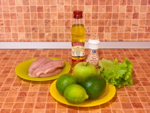 Салат с авокадо, яблоком и куриным филе. Ингредиенты