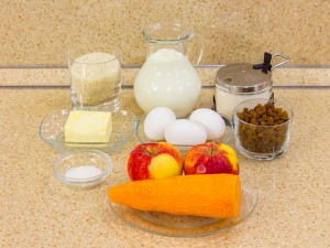 Рисовая запеканка с яблоками в духовке: рецепт с фото пошагово