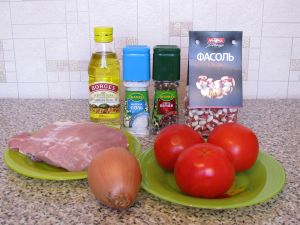 Свинина с фасолью и помидорами. Ингредиенты