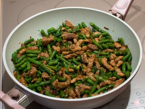 Свинина, жаренная со стручковой фасолью и кунжутом рекомендации Свинина, жаренная со стручковой фасолью и кунжутом рекомендации