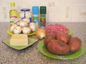 Запеканка с картофелем, фаршем и грибами. Ингредиенты