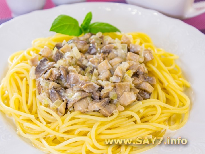Рецепт Спагетти с грибным соусом