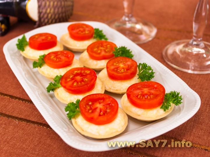 Рецепт Тарталетки с сыром и помидорами