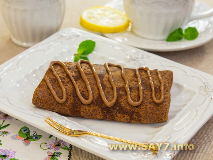 Рецепт Шоколадные блинчики с бананами и орехами