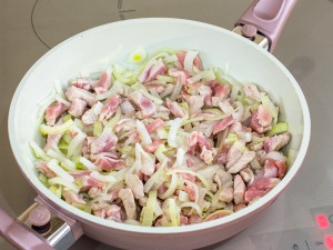 салат со свининой и фунчозой рецепт